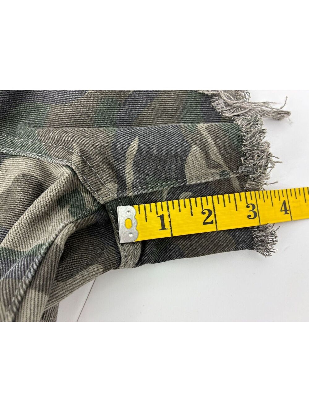 Kancan Camouflage Distressed Cotton Shorts with Belt Size L NWT - Picture 8 of 8